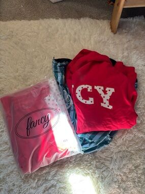 Brand new just got from pre-order fancy limited addition valentines sweat set!